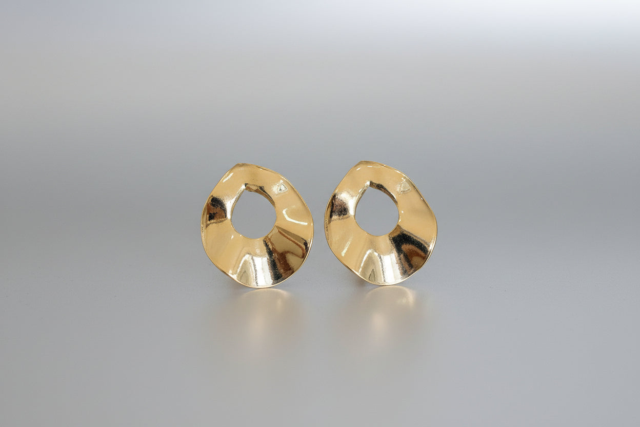 Brinco Orbe Dourado